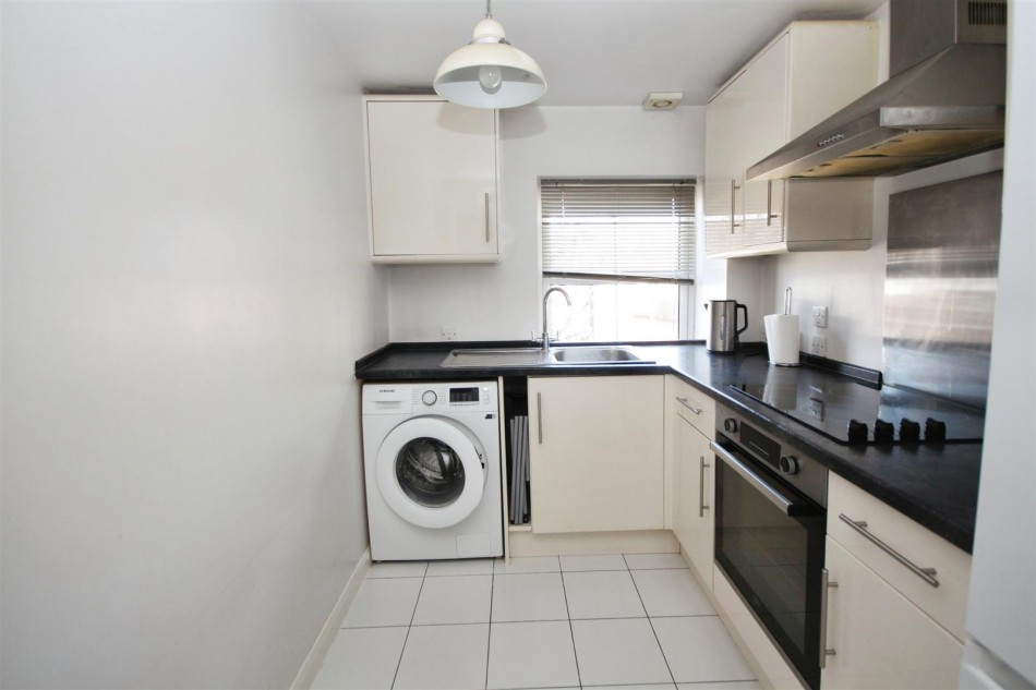 Images for The Grove, Twyford, Reading, Berkshire, RG10 EAID:wentworthapi BID:3