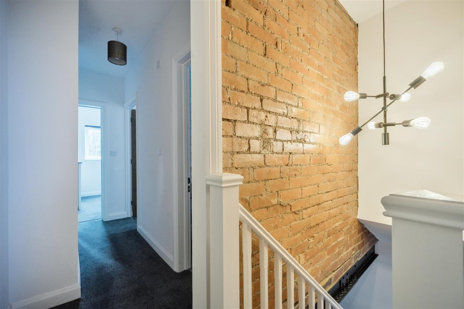 Images for Davis Way, Hurst, Berkshire, RG10 EAID:wentworthapi BID:3