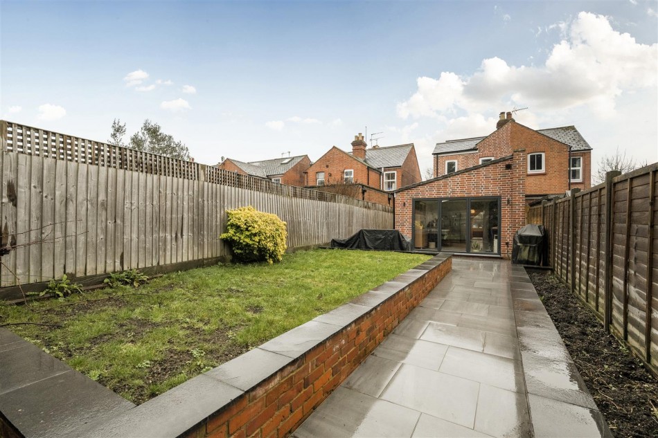 Images for Davis Way, Hurst, Berkshire, RG10 EAID:wentworthapi BID:3