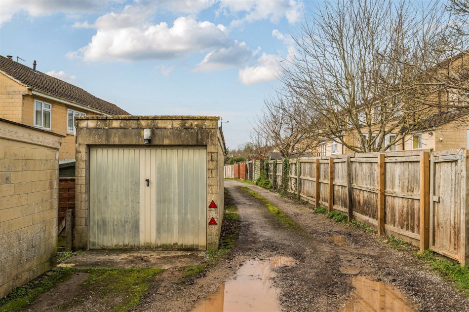 Images for Purleigh Road, Corsham EAID:wentworthapi BID:5
