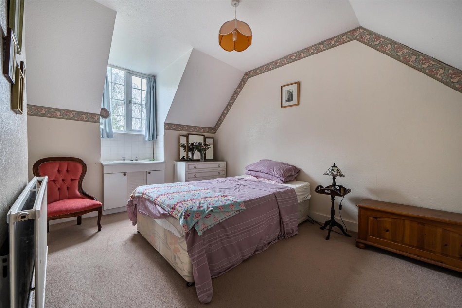 Images for Bath Road, Hare Hatch, Reading, Berkshire, RG10 EAID:wentworthapi BID:3