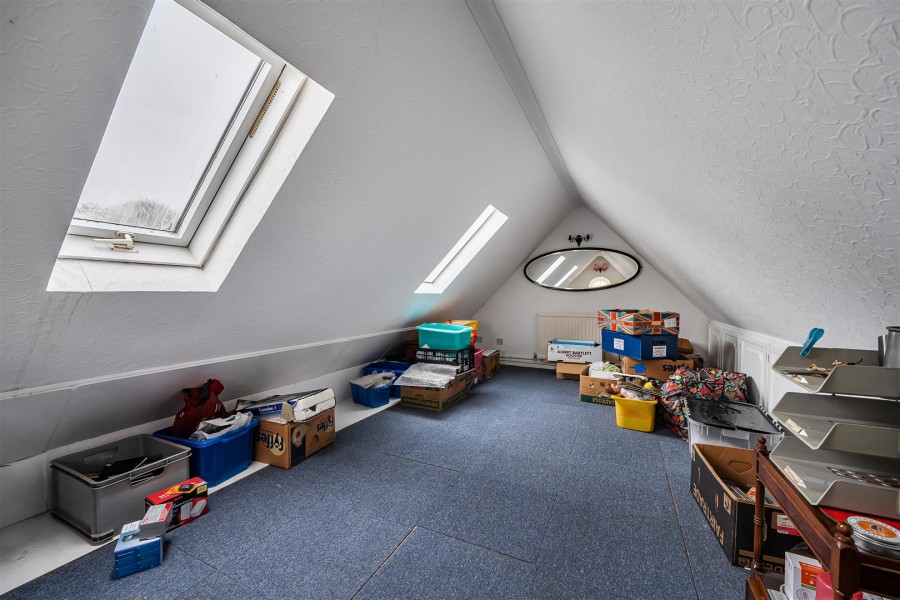 Images for Bath Road, Hare Hatch, Reading, Berkshire, RG10 EAID:wentworthapi BID:3