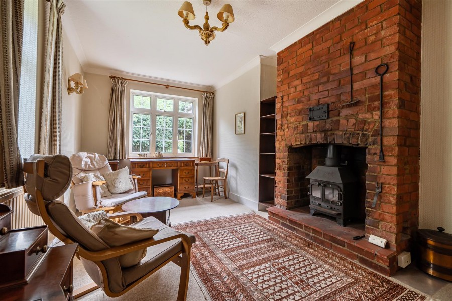 Images for Bath Road, Hare Hatch, Reading, Berkshire, RG10 EAID:wentworthapi BID:3