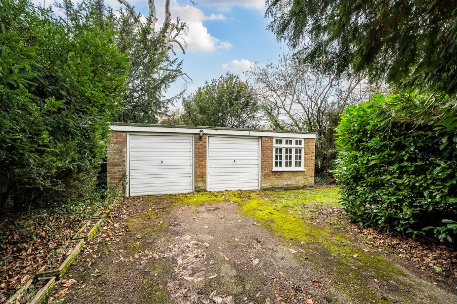 Images for Bath Road, Hare Hatch, Reading, Berkshire, RG10 EAID:wentworthapi BID:3