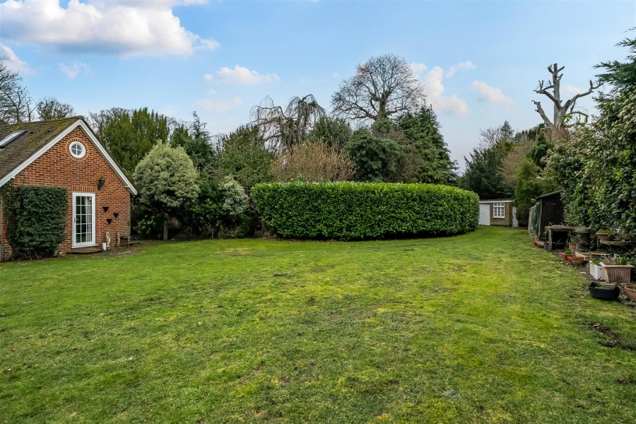 Images for Bath Road, Hare Hatch, Reading, Berkshire, RG10 EAID:wentworthapi BID:3