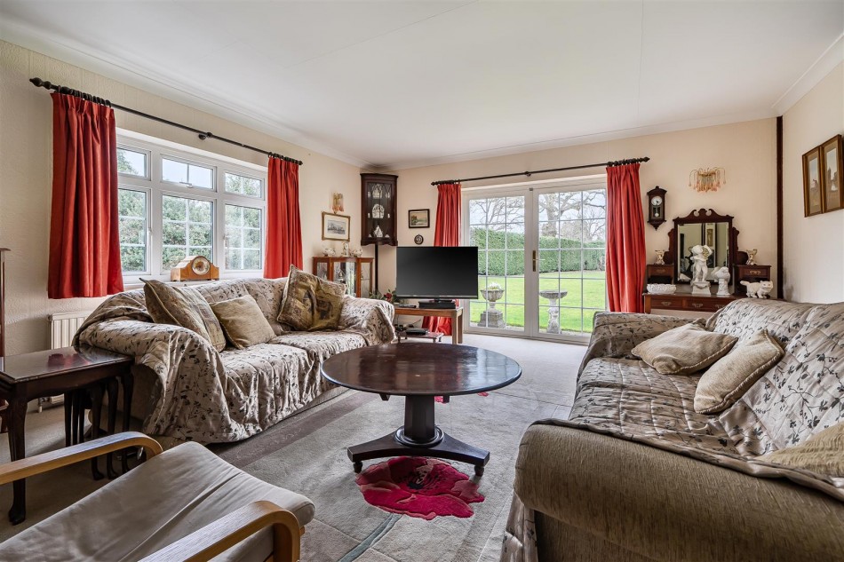 Images for Bath Road, Hare Hatch, Reading, Berkshire, RG10 EAID:wentworthapi BID:3