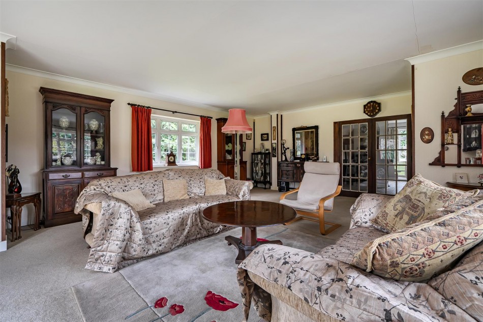 Images for Bath Road, Hare Hatch, Reading, Berkshire, RG10 EAID:wentworthapi BID:3