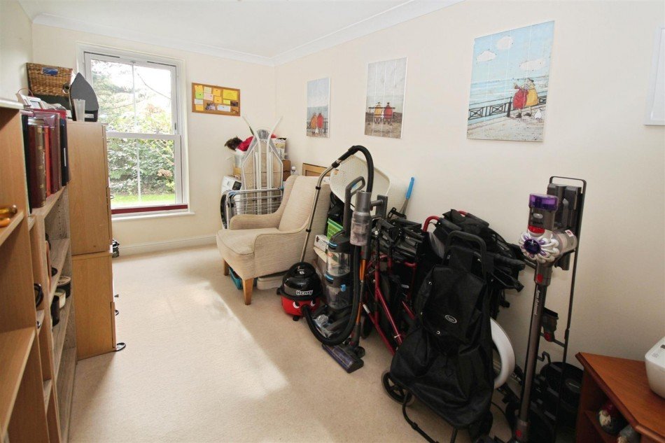 Images for West court, Sonning, Reading, Berkshire, RG4 EAID:wentworthapi BID:3