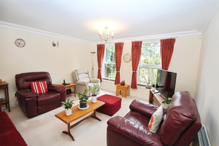 Images for West court, Sonning, Reading, Berkshire, RG4 EAID:wentworthapi BID:3