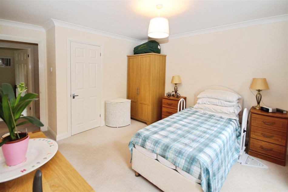 Images for West court, Sonning, Reading, RG4 EAID:wentworthapi BID:3