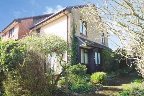 View Full Details for Broad Hinton, Twyford, Reading, Berkshire, RG10 - EAID:wentworthapi, BID:3