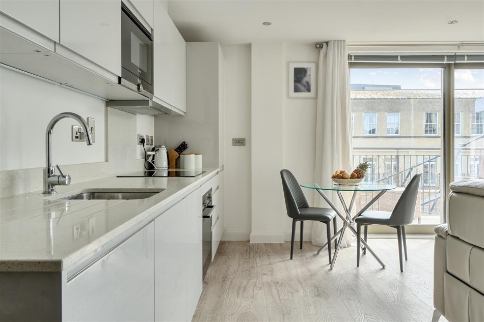 Images for Victoria Bridge Road, Bath EAID:wentworthapi BID:5