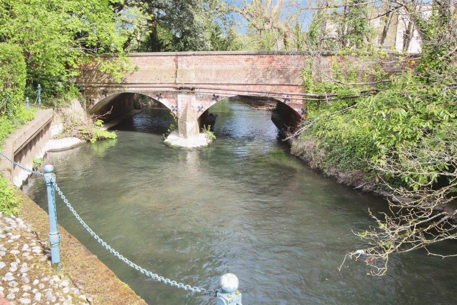 Images for Silk Lane, Twyford, EAID:wentworthapi BID:3