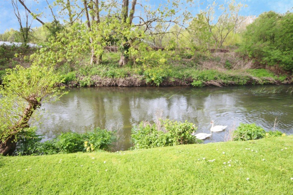 Images for Silk Lane, Twyford, EAID:wentworthapi BID:3