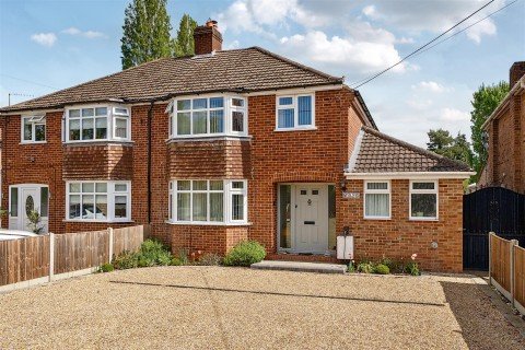 Park Lane, Charvil, Reading, Berkshire, RG10