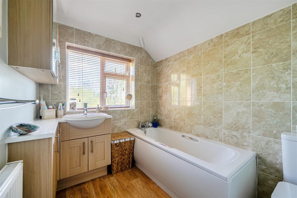 Images for Park Lane, Charvil, Reading, Berkshire, RG10 EAID:wentworthapi BID:3