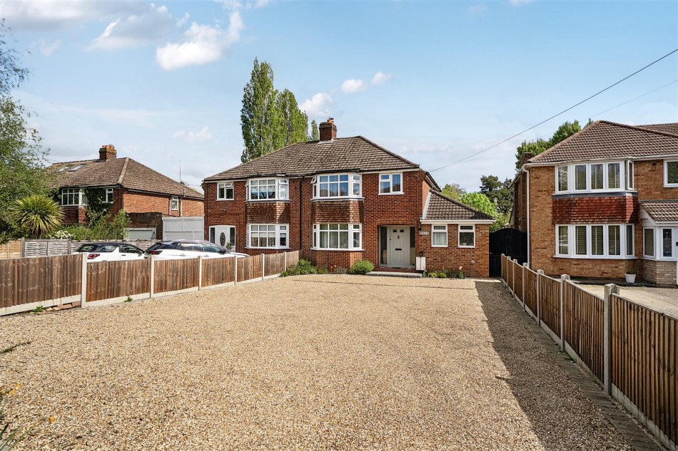 Images for Park Lane, Charvil, Reading, Berkshire, RG10 EAID:wentworthapi BID:3