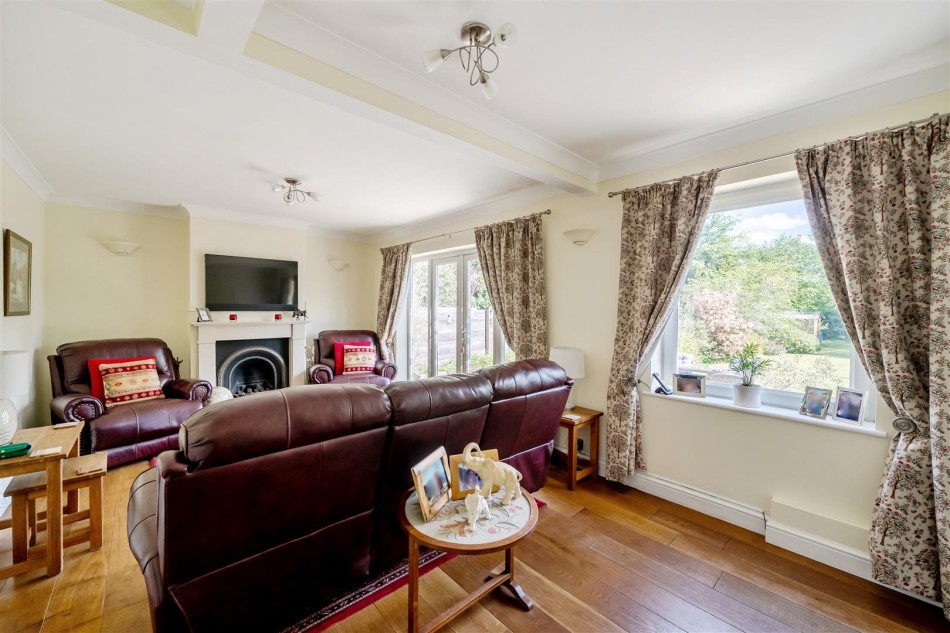 Images for Park Lane, Charvil, Reading, Berkshire, RG10 EAID:wentworthapi BID:3