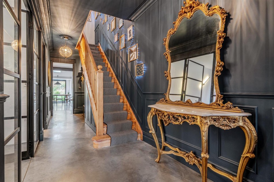 Images for St. Annes Road, Caversham, Reading, RG4 EAID:wentworthapi BID:3