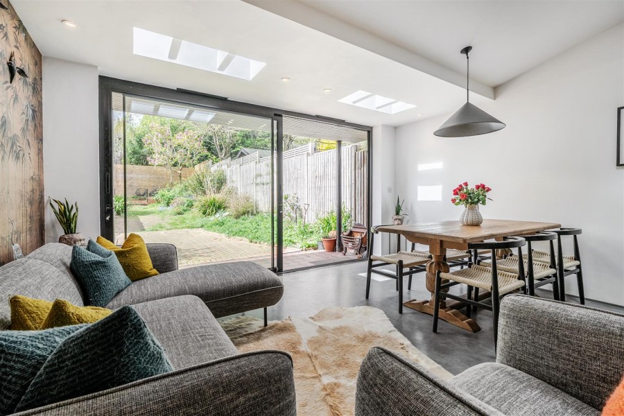 Images for St. Annes Road, Caversham, Reading, RG4 EAID:wentworthapi BID:3