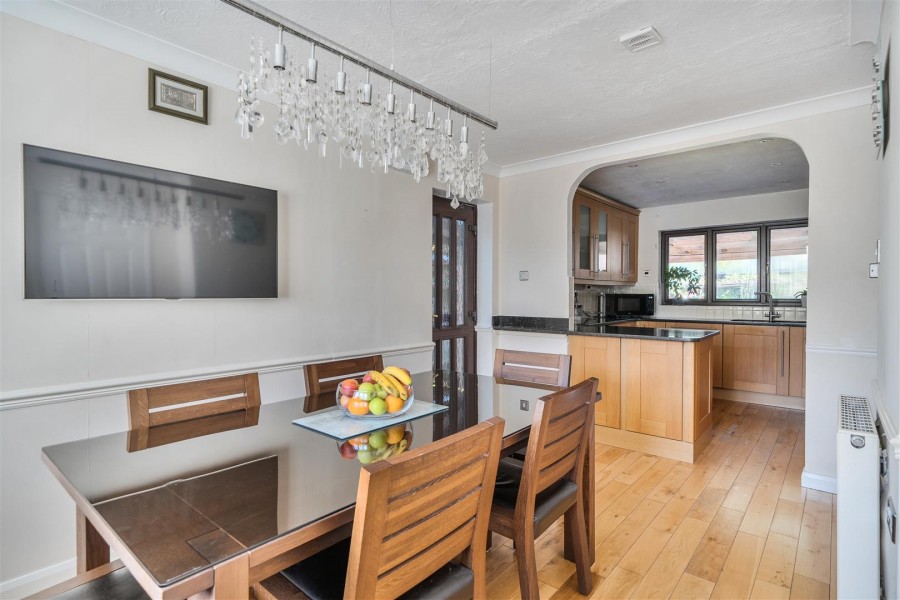 Images for The Chestertons, Bathampton, Bath EAID:wentworthapi BID:5