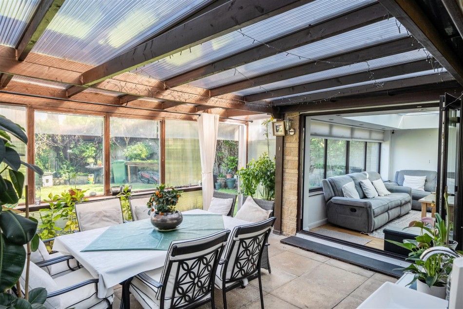 Images for The Chestertons, Bathampton, Bath EAID:wentworthapi BID:5