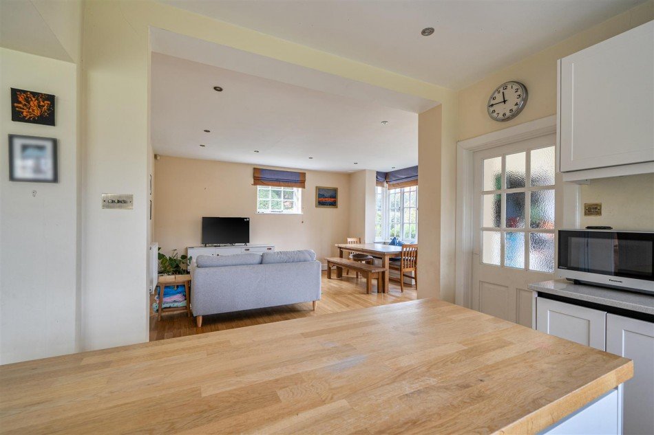 Images for Orchard Road, Hurst, Reading, Berkshire, RG10 EAID:wentworthapi BID:3