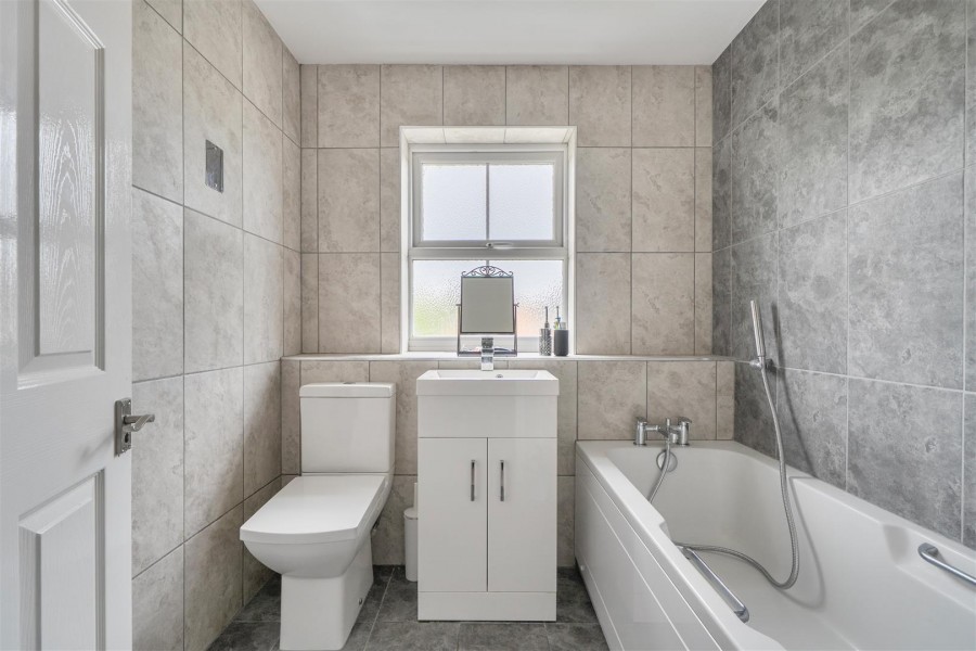 Images for Anthian Close, Woodley, Reading, Berkshire, RG5 EAID:wentworthapi BID:3