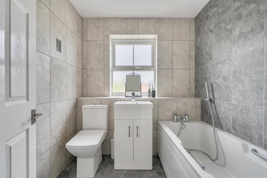 Images for Anthian Close, Woodley, Reading, Berkshire, RG5 EAID:wentworthapi BID:3