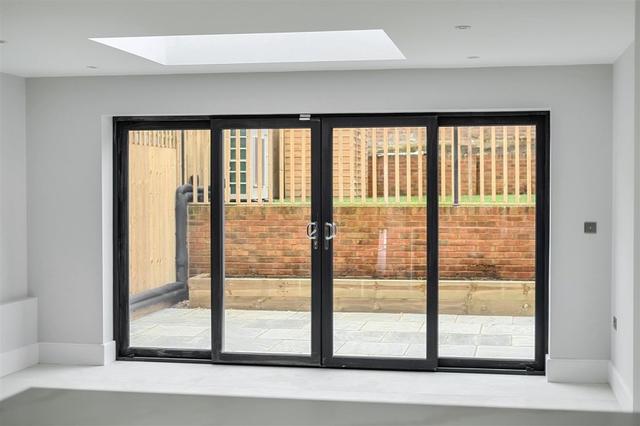 Images for Old Bath Road, Charvil, Reading, Berkshire, RG10 EAID:wentworthapi BID:3