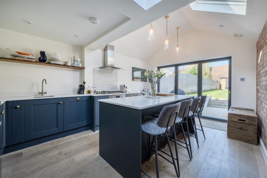 Images for Brook Street, Twyford, Reading, Berkshire, RG10 EAID:wentworthapi BID:3
