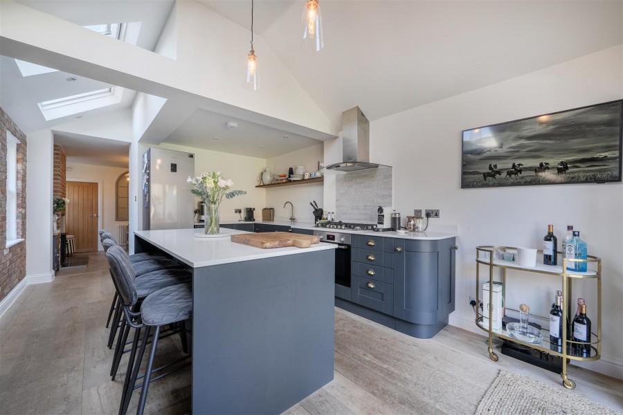 Images for Brook Street, Twyford, Reading, Berkshire, RG10 EAID:wentworthapi BID:3