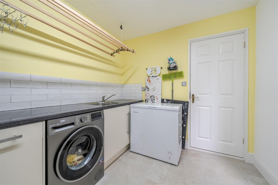 Images for East Park Farm Drive, Charvil, Reading, Berkshire, RG10 EAID:wentworthapi BID:3