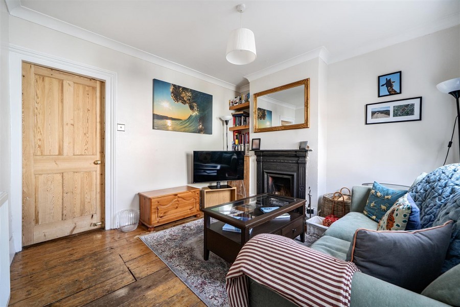 Images for Brook Street, Twyford, Reading, Berkshire, RG10 EAID:wentworthapi BID:3