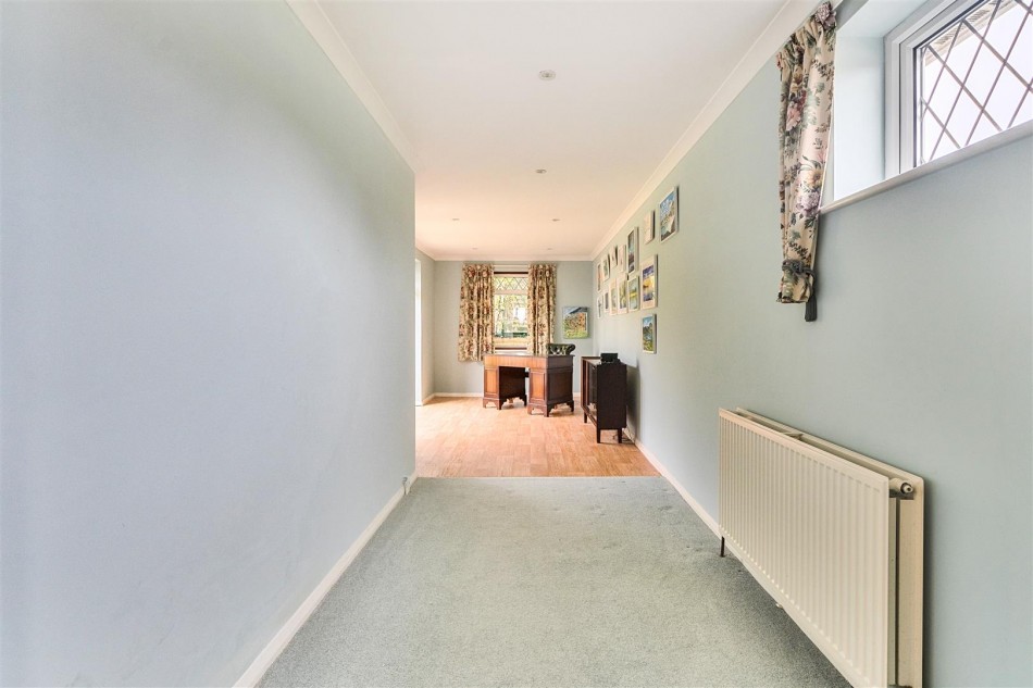 Images for Hurst  road, Twyford, Berkshire, RG10 EAID:wentworthapi BID:3