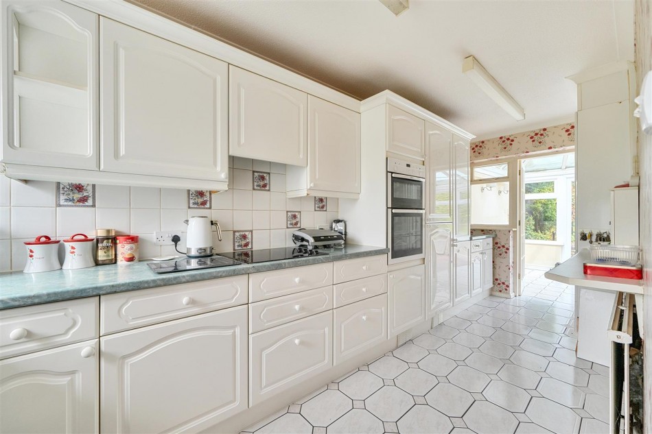 Images for Hurst  road, Twyford, Berkshire, RG10 EAID:wentworthapi BID:3
