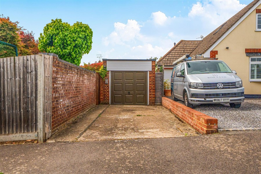 Images for Hurst  road, Twyford, Berkshire, RG10 EAID:wentworthapi BID:3