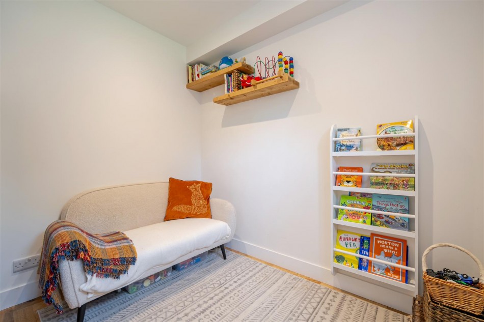 Images for High Street, Wargrave, Reading, Berkshire, RG10 EAID:wentworthapi BID:3