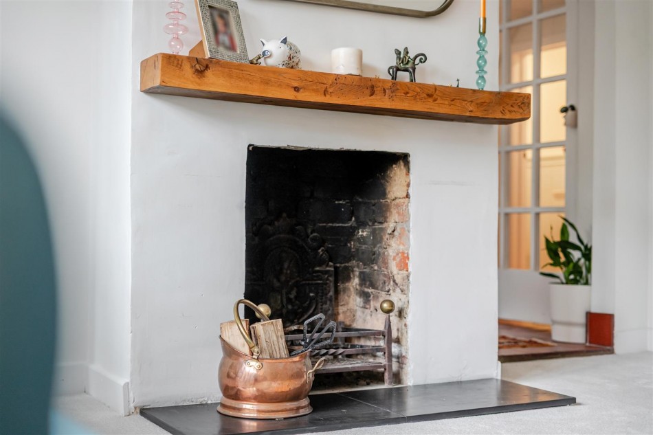 Images for High Street, Wargrave, Reading, Berkshire, RG10 EAID:wentworthapi BID:3