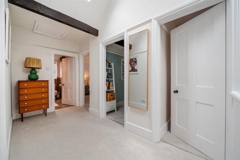 Images for High Street, Wargrave, Reading, Berkshire, RG10 EAID:wentworthapi BID:3