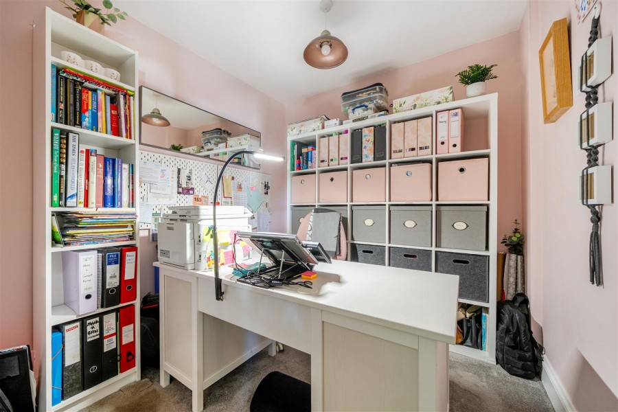 Images for Station Road, Twyford, Reading, Berkshire, RG10 EAID:wentworthapi BID:3
