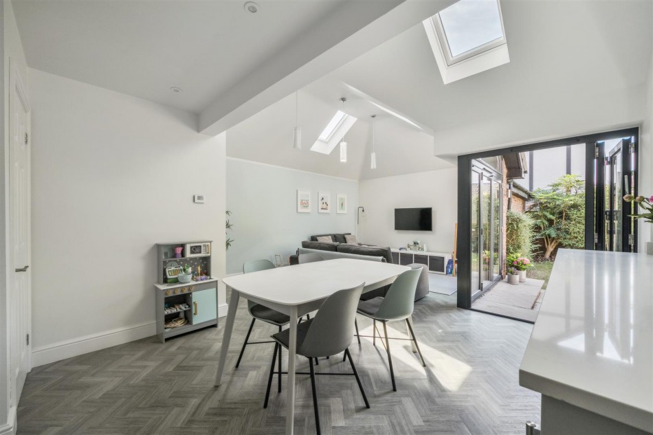 Images for New Road, Twyford, Reading, Berkshire, RG10 EAID:wentworthapi BID:3