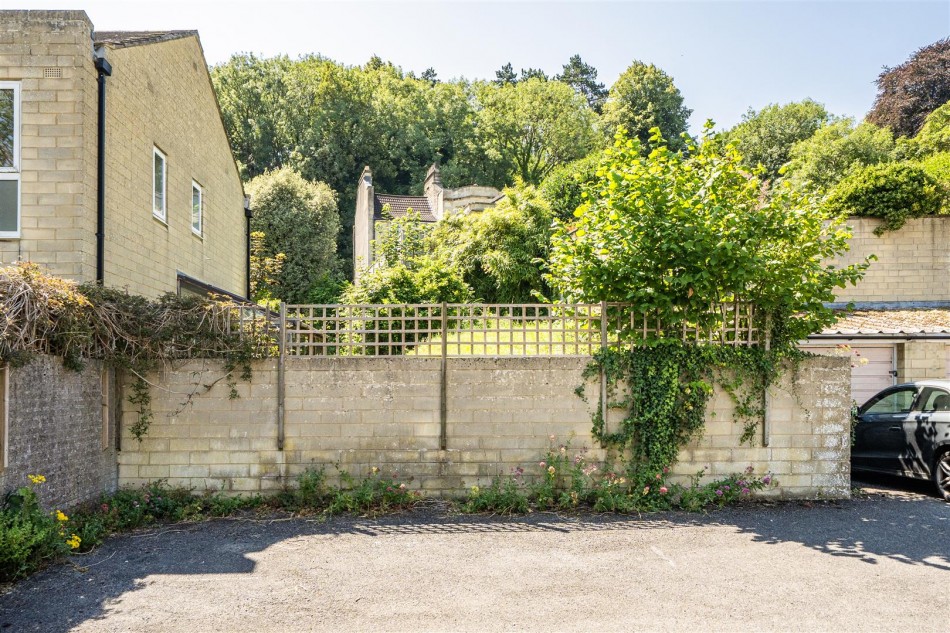 Images for Holloway, Bath EAID:wentworthapi BID:5