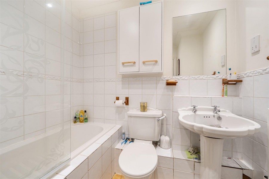 Images for Old Mill Court, High Street, Twyford, Reading EAID:wentworthapi BID:3