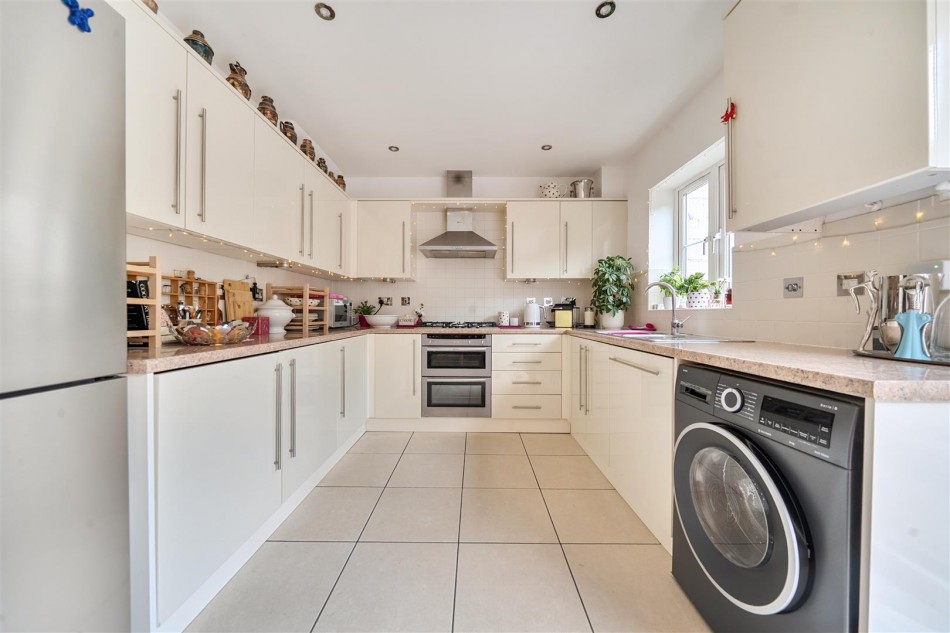 Images for Sabin Close, Bath EAID:wentworthapi BID:5