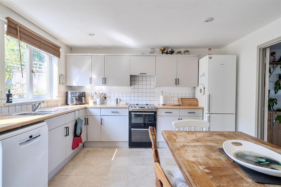 Images for Valley View Close, Bath EAID:wentworthapi BID:5