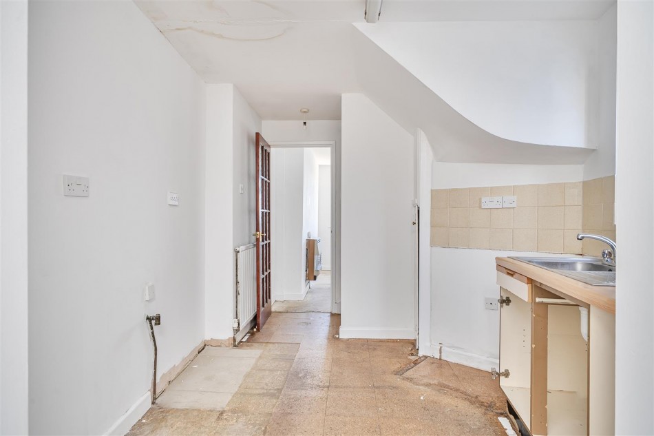 Images for Bailbrook Lane, Bath EAID:wentworthapi BID:5